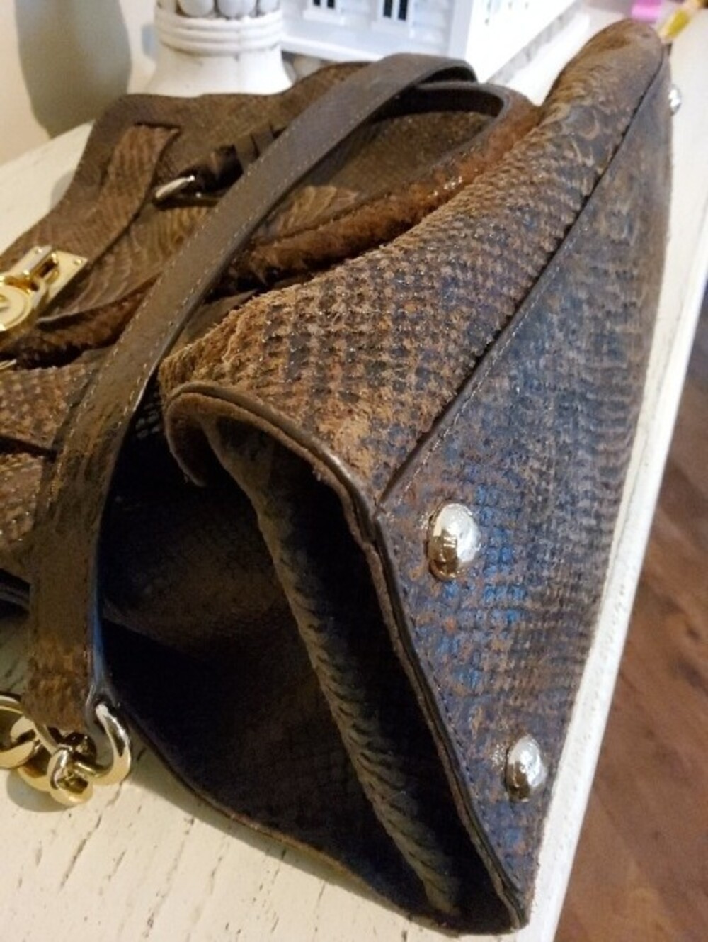 Michael Kors Hamilton Large Leather Moca Tote with Gold Hardware - Picture 6 of 11
